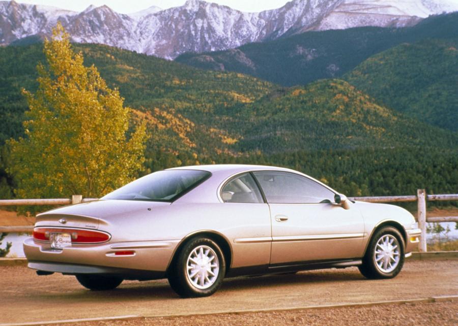  Buick Riviera (D07 GD2) 1995 года  (фото 11 из 23)